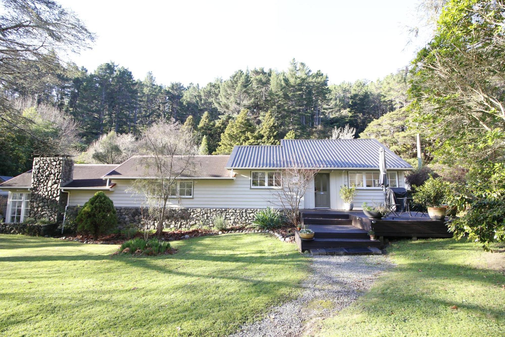 Pinehaven Cottage Upper Hutt Buitenkant foto